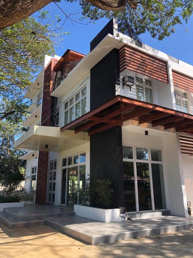 Bambu Suites Puerto Princesa Exterior foto