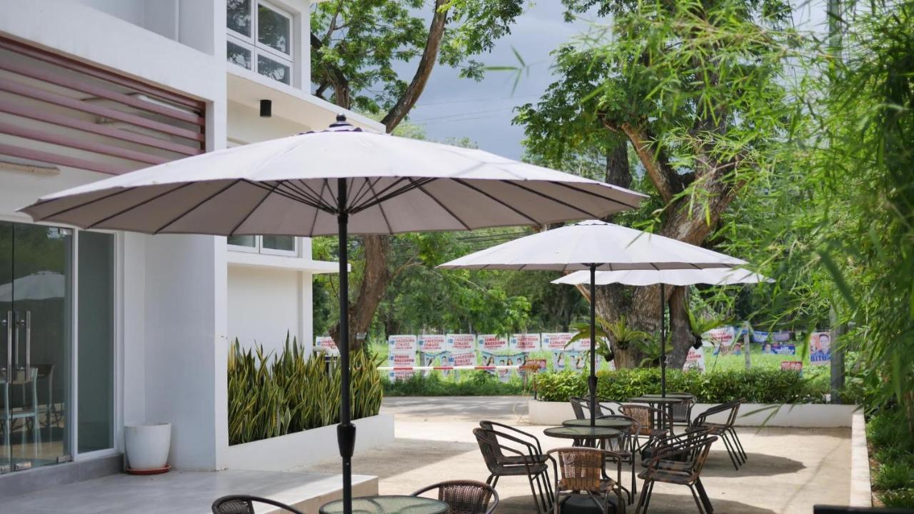 Bambu Suites Puerto Princesa Exterior foto